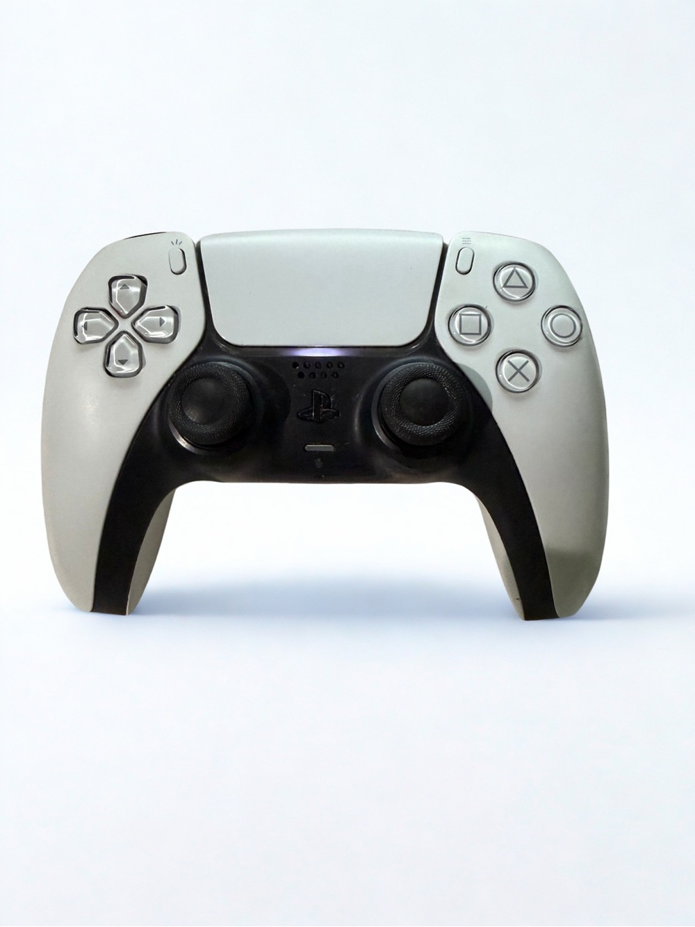 Sony PlayStation 5 Console - Black and White - Picture 3 of 4